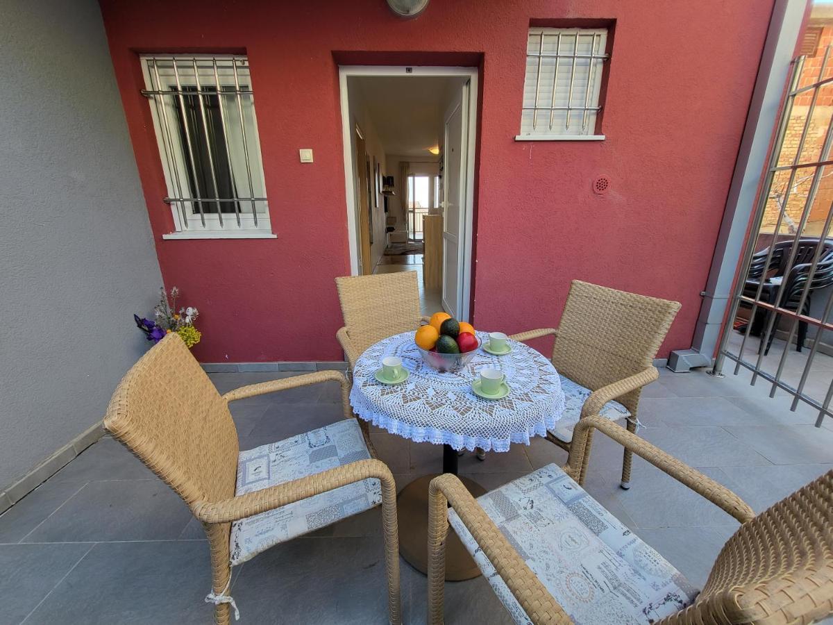 Apartment Rachel Petrovac Екстер'єр фото
