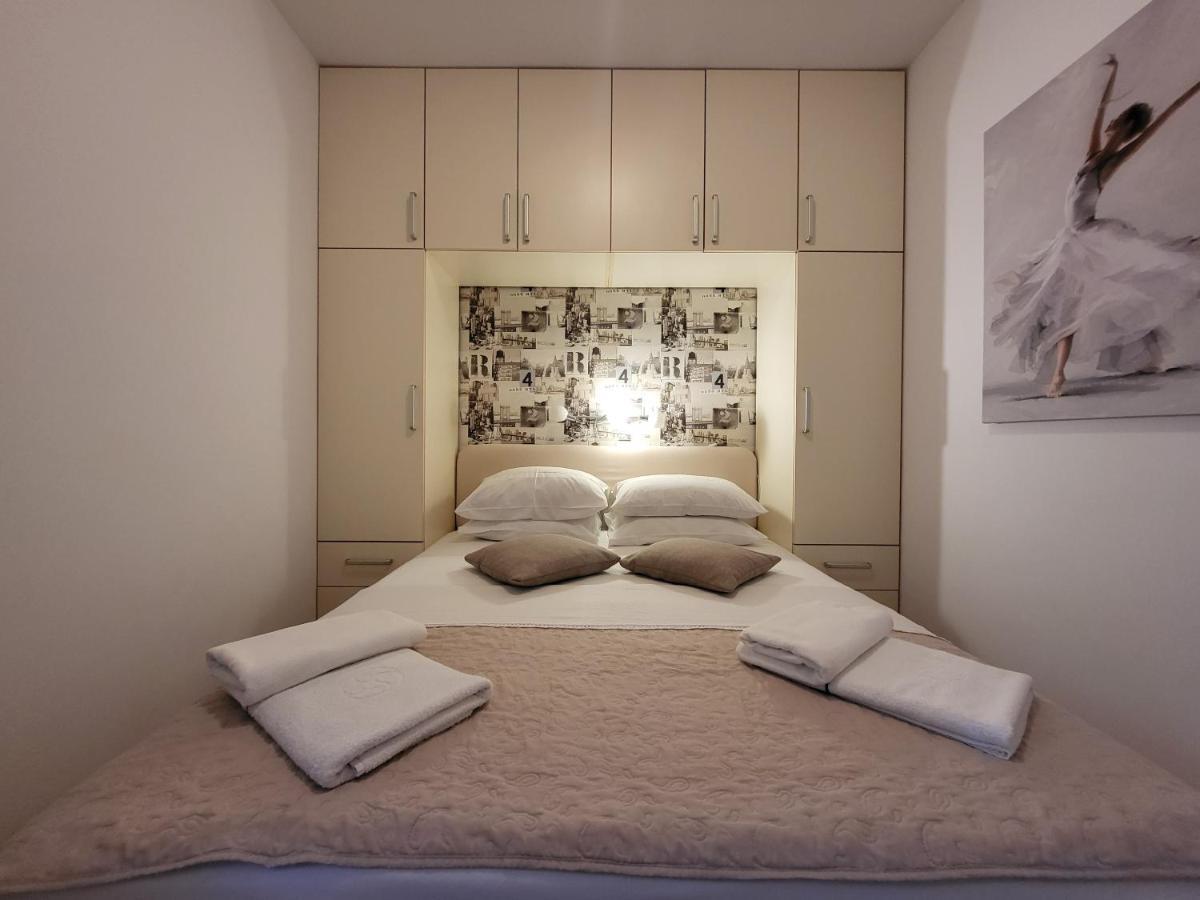 Apartment Rachel Petrovac Екстер'єр фото