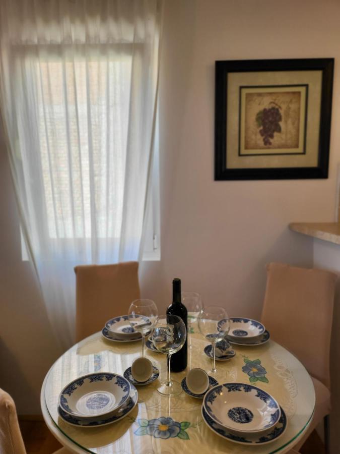 Apartment Rachel Petrovac Екстер'єр фото