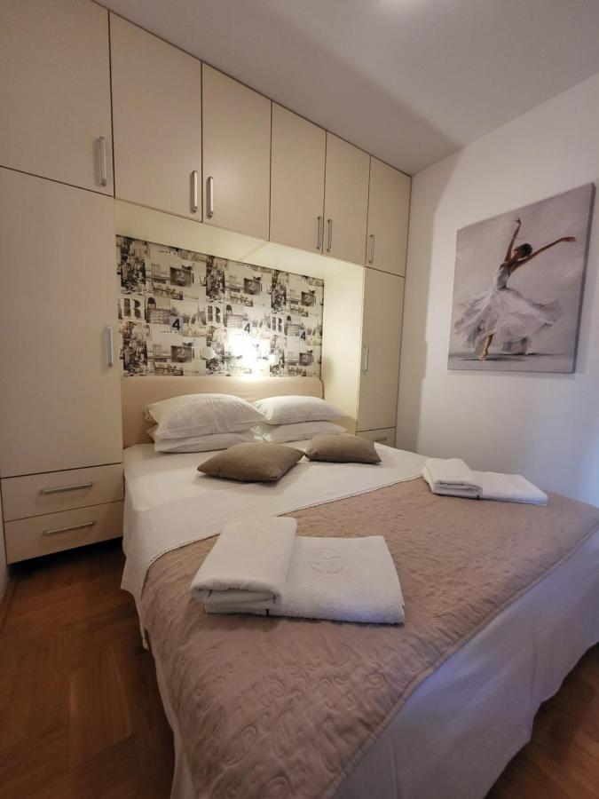 Apartment Rachel Petrovac Екстер'єр фото